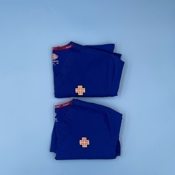 NWOT- Bundle Of Two DICKIES Scrubs Top - Picture 1 of 4